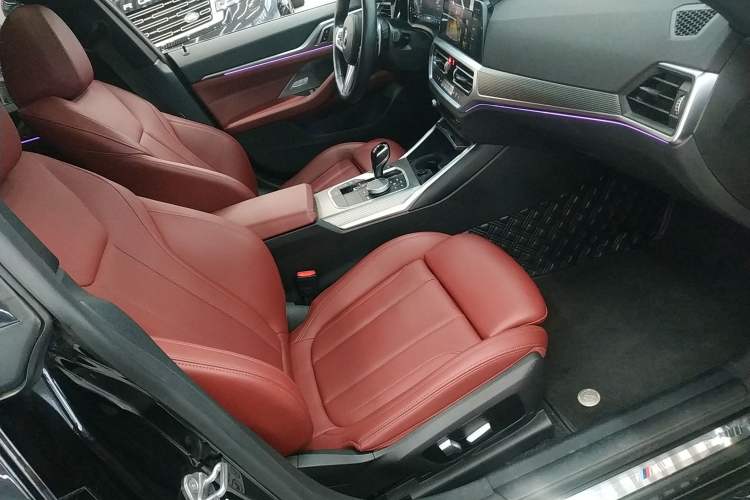 Used BMW 4 Series 2022 425i Gran Coupe M Sport Night Edition Right Front Seat