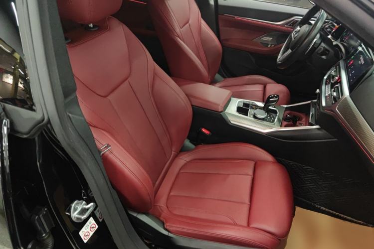 Used BMW 4 Series 2022 425i Gran Coupe M Sport Night Edition Right Front Seat