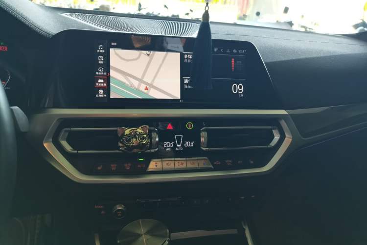 Used BMW 4 Series 2022 Second Facelift 430i M Sport Night Edition Package Audio And AC Panel