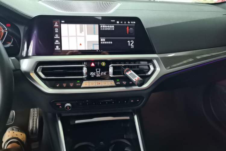 Used BMW 4 Series 2022 Second Facelift 430i M Sport Night Edition Package Audio And AC Panel
