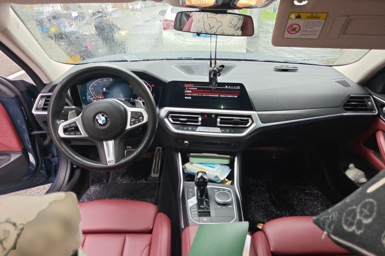 Used BMW 4 Series 2022 425i M Sport Package Center Console