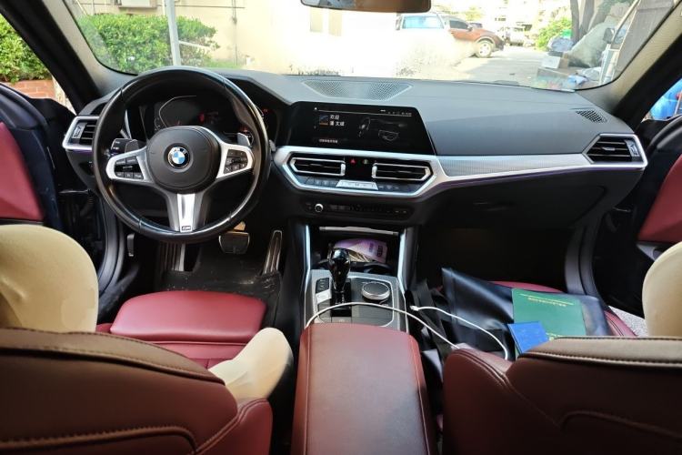 Used BMW 4 Series 2022 Revised 425i M Sport Night Edition Package Center Console