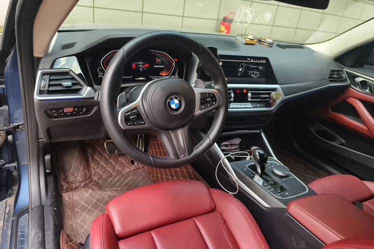 Used BMW 4 Series 2022 425i M Sport Package Center Console
