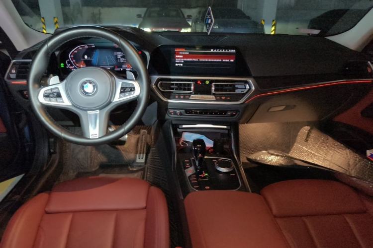 Used BMW 4 Series 2022 425i M Sport Package Center Console