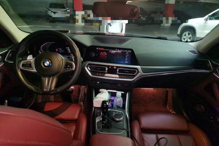 Used BMW 4 Series 2022 425i M Sport Package Center Console