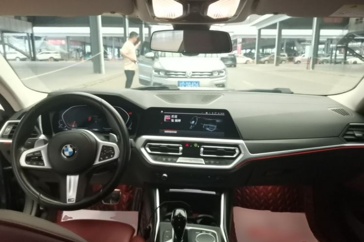 Used BMW 4 Series 2022 425i M Sport Package Center Console