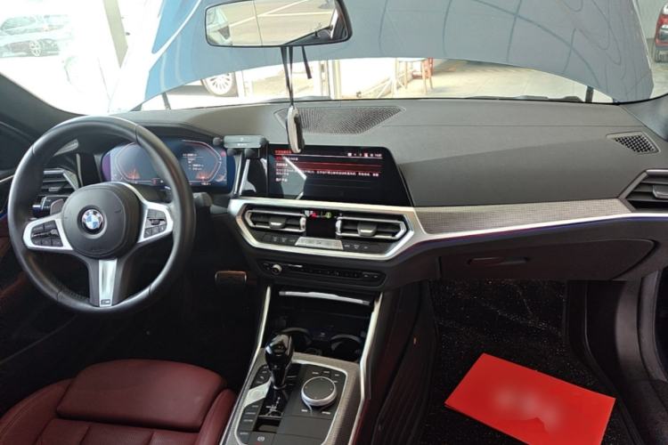 Used BMW 4 Series 2022 Revised 425i M Sport Night Edition Package Center Console