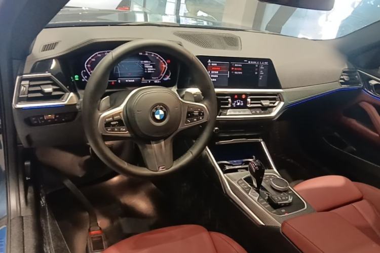 Used BMW 4 Series 2022 Revised 425i M Sport Night Edition Package Center Console