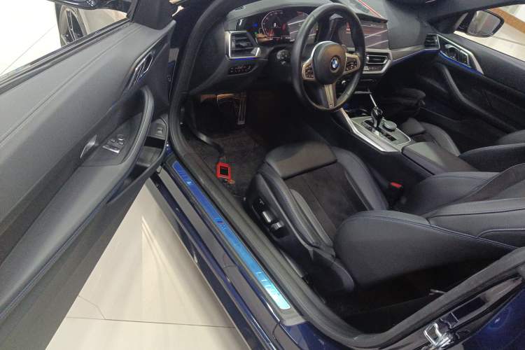 Used BMW 4 Series 2022 425i M Sport Night Edition Package Driver Seat