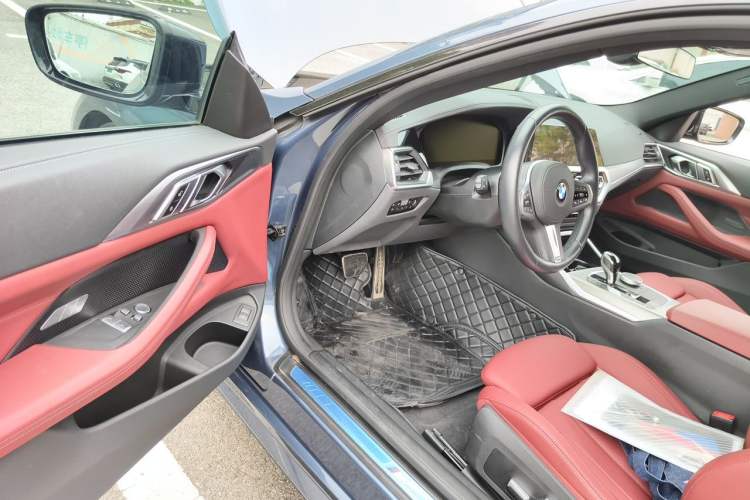 Used BMW 4 Series 2022 Revised 425i M Sport Night Edition Package Driver Seat
