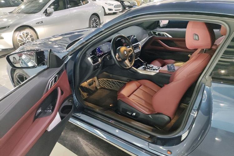 Used BMW 4 Series 2022 Revised 425i M Sport Night Edition Package Driver Seat
