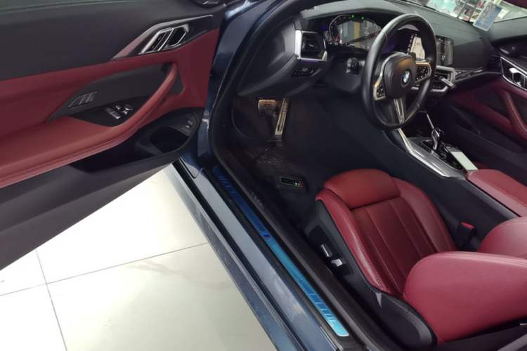 Used BMW 4 Series 2022 Second Facelift 430i M Sport Night Edition Package Driver Seat