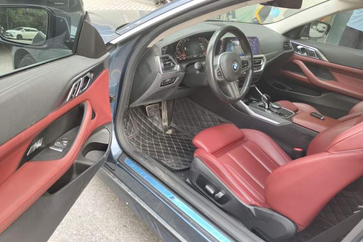 Used BMW 4 Series 2022 425i M Sport Package Driver Seat