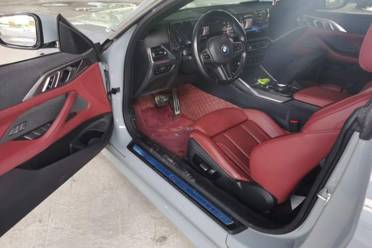Used BMW 4 Series 2022 425i Convertible M Sport Package Driver Seat