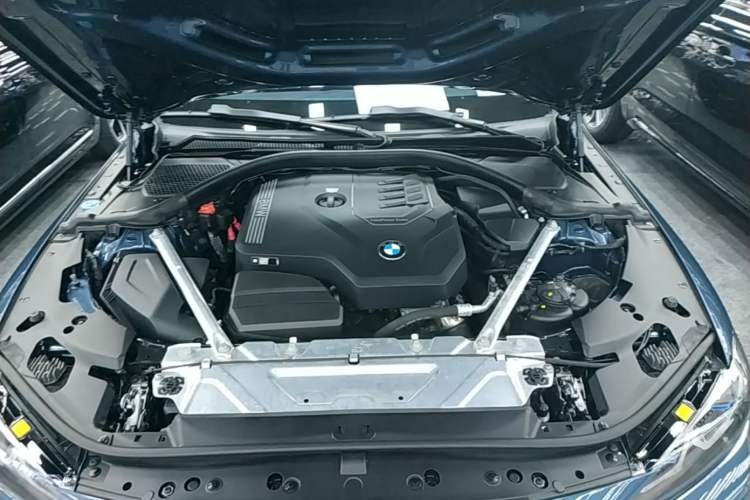 Used BMW 4 Series 2022 425i M Sport Night Edition Package Engine Bay