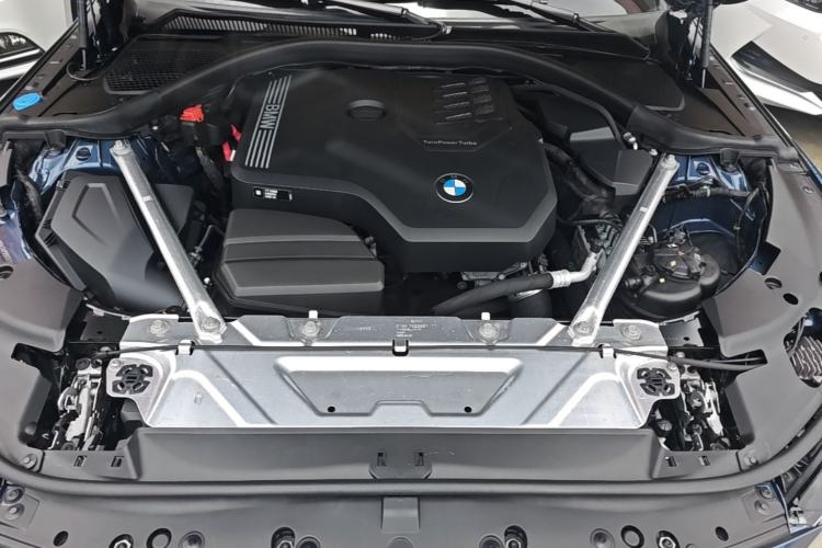 Used BMW 4 Series 2022 425i M Sport Package Engine Bay