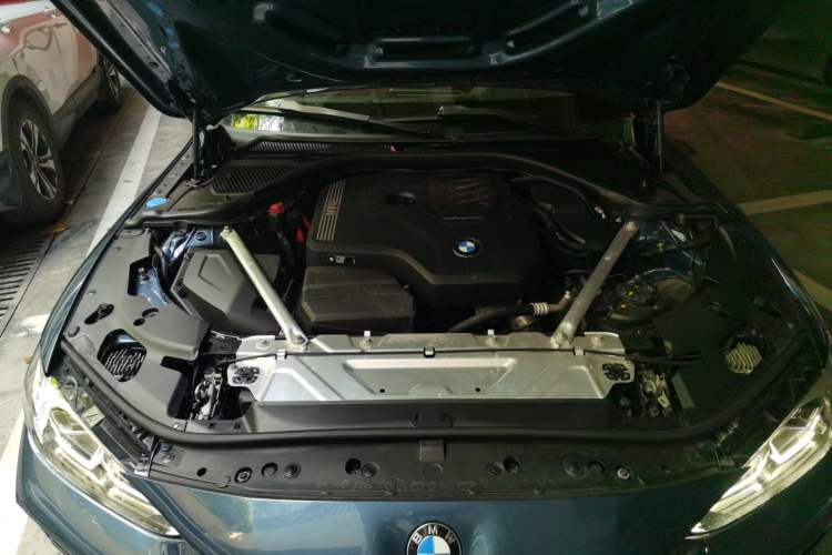 Used BMW 4 Series 2022 425i M Sport Package Engine Bay