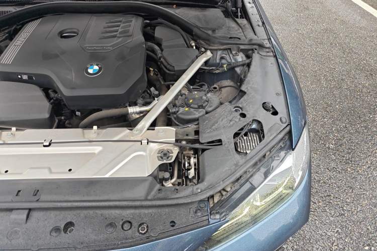 Used BMW 4 Series 2022 425i M Sport Package Engine Bay Left