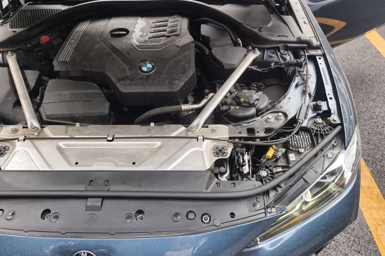 Used BMW 4 Series 2022 425i M Sport Package Engine Bay Left