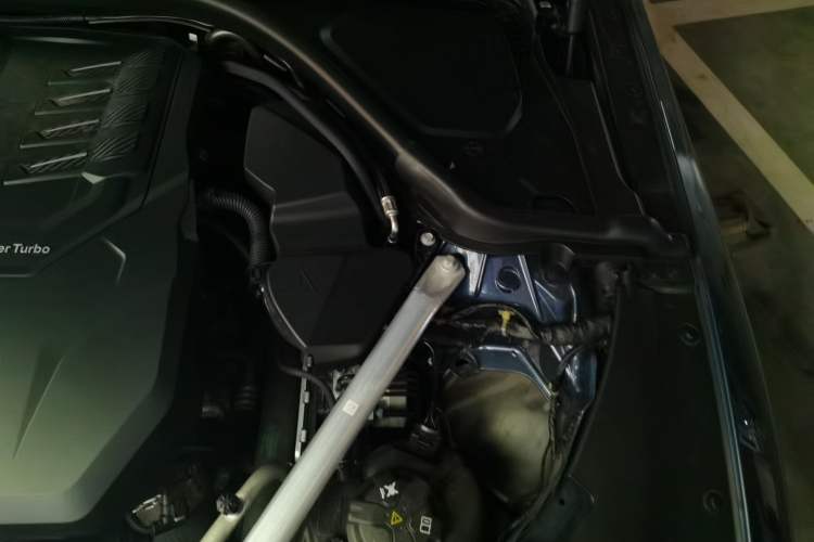 Used BMW 4 Series 2022 425i M Sport Package Engine Bay Left