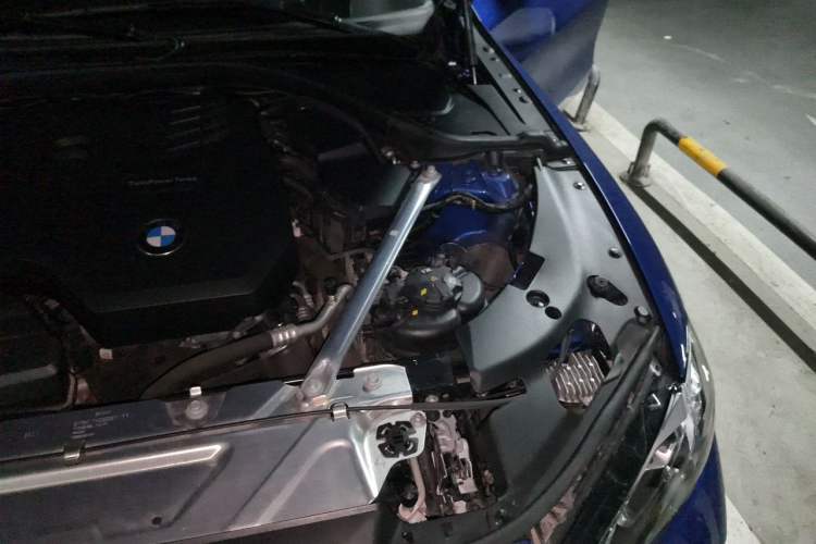 Used BMW 4 Series 2022 425i Gran Coupe M Sport Package Engine Bay Left