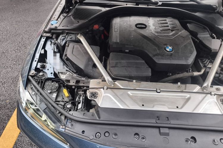 Used BMW 4 Series 2022 425i M Sport Package Engine Bay Right