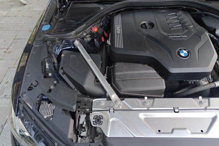 Used BMW 4 Series 2022 425i Gran Coupe M Sport Package Engine Bay Right