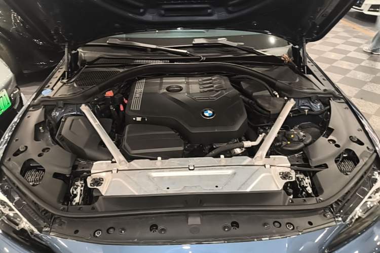 Used BMW 4 Series 2022 425i M Sport Package Engine Bay