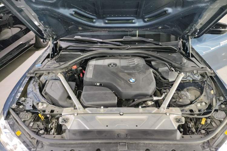 Used BMW 4 Series 2022 Revised 425i M Sport Night Edition Package Engine Bay