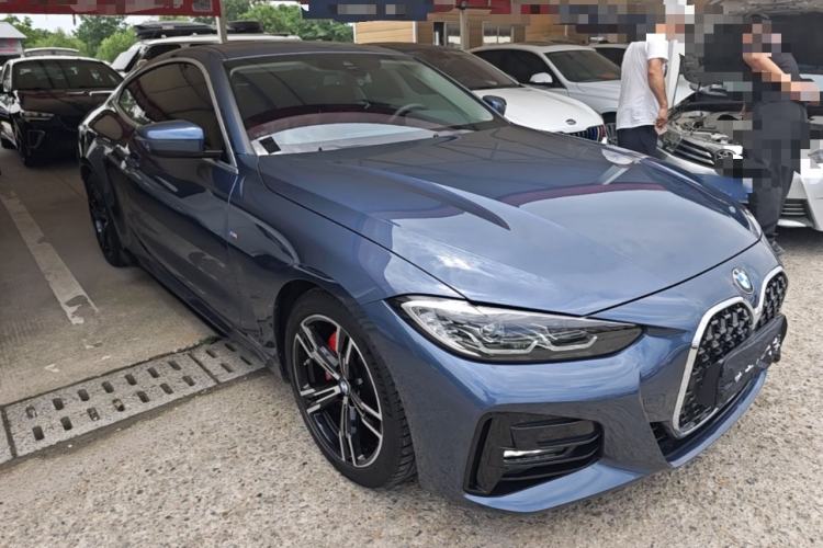 Used BMW 4 Series 2022 425i M Sport Package Front Right 45 Deg