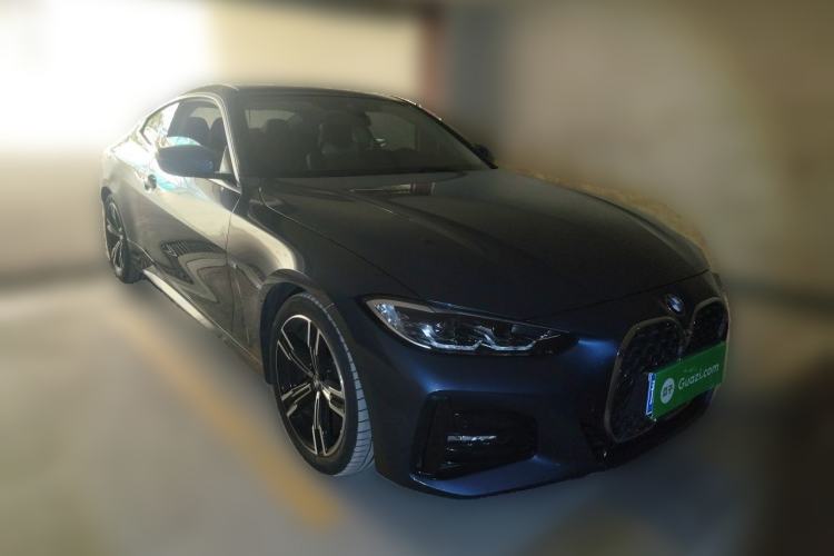 Used BMW 4 Series 2022 425i M Sport Package Front Right 45 Deg