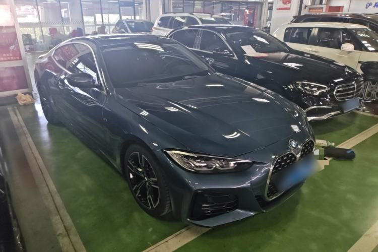 Used BMW 4 Series 2022 425i M Sport Package Front Right 45 Deg