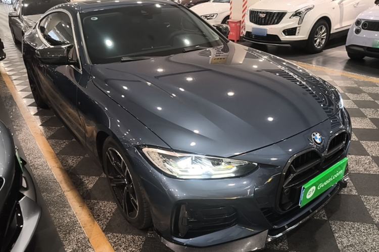 Used BMW 4 Series 2022 425i M Sport Package Front Right 45 Deg