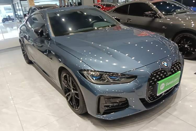Used BMW 4 Series 2022 Revised 425i M Sport Night Edition Package Front Right 45 Deg