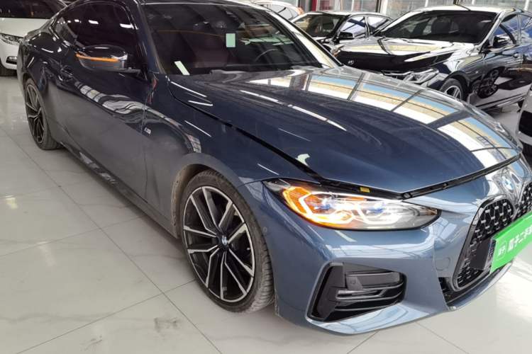 Used BMW 4 Series 2022 Second Facelift 430i M Sport Night Edition Package Front Right 45 Deg