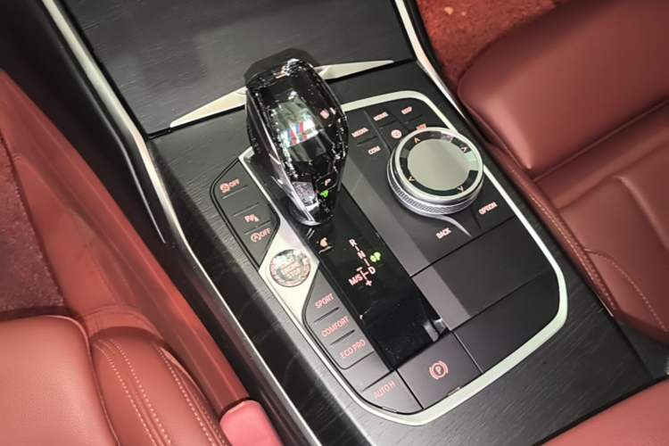 Used BMW 4 Series 2022 425i M Sport Package Gear Lever
