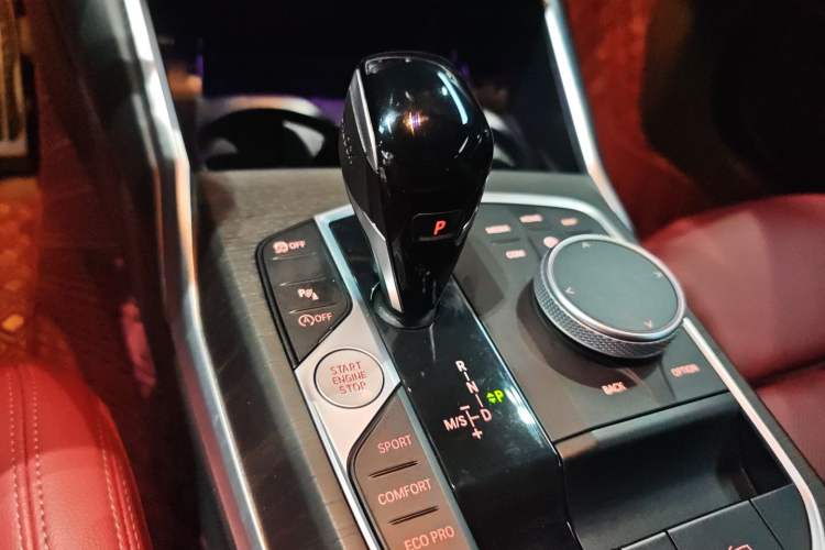 Used BMW 4 Series 2022 425i Convertible M Sport Package Gear Lever