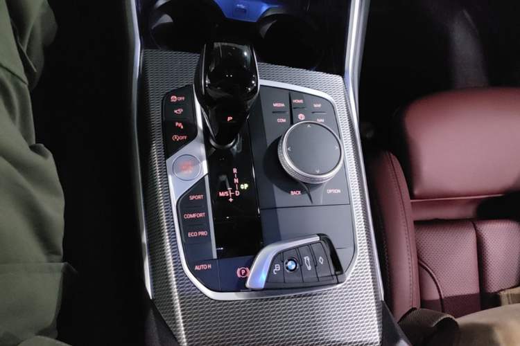 Used BMW 4 Series 2022 Revised 425i M Sport Night Edition Package Gear Lever