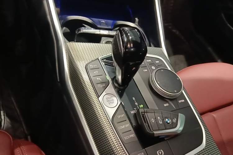 Used BMW 4 Series 2022 Revised 425i M Sport Night Edition Package Gear Lever