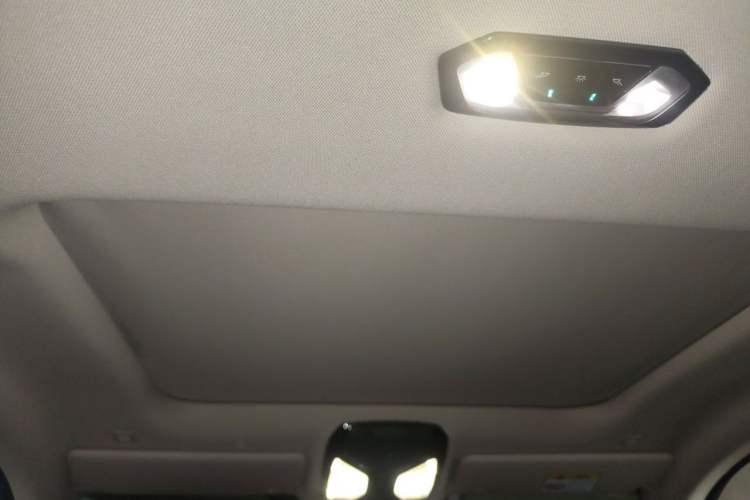 Used BMW 4 Series 2022 425i M Sport Package Headliner