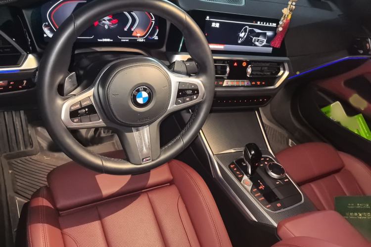 Used BMW 4 Series 2022 Revised 425i M Sport Night Edition Package Interior 2