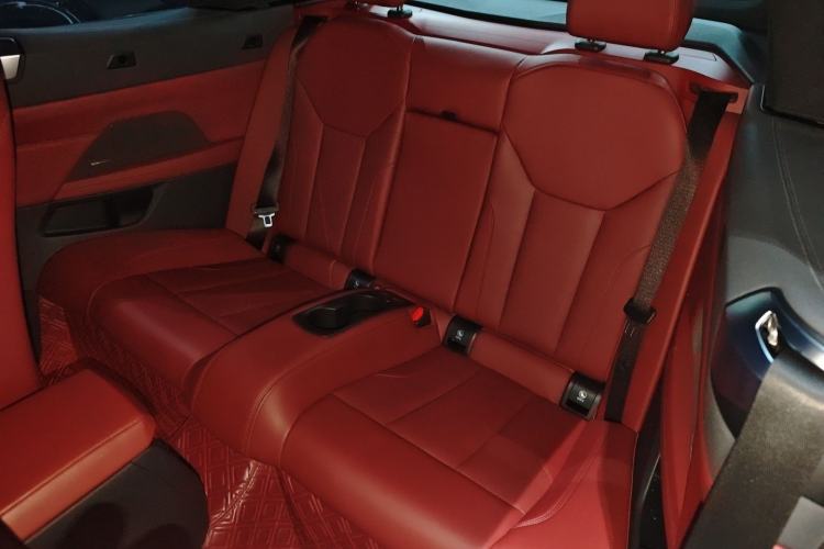 Used BMW 4 Series 2022 425i Convertible M Sport Package Interior 4