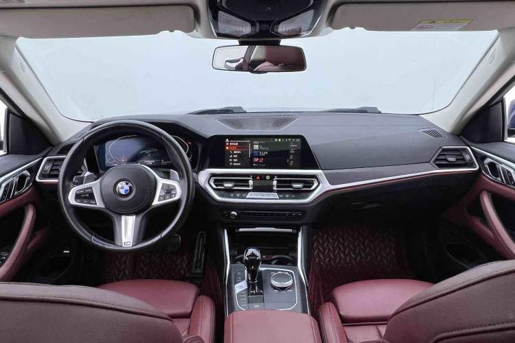 Used BMW 4 Series 2022 425i M Sport Package Interior 6