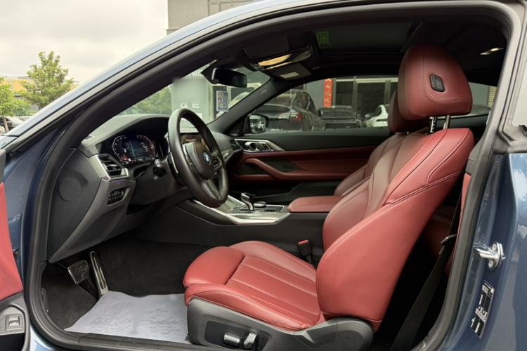 Used BMW 4 Series 2022 Second Facelift 430i M Sport Night Edition Package Interior 9