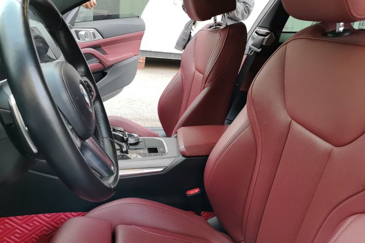 Used BMW 4 Series 2022 Revised 425i M Sport Night Edition Package Left Front Seat
