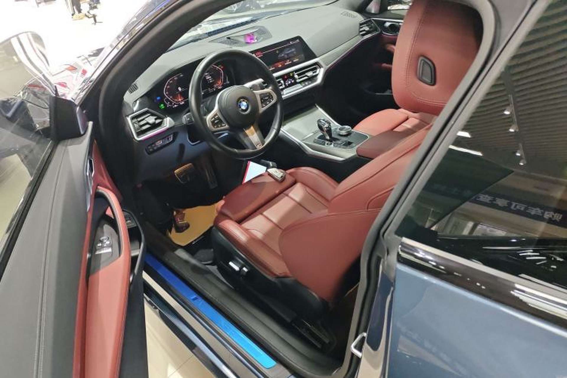Used BMW 4 Series 2022 425i Fashion Model M Sport Night Edition Package Left Front Seat