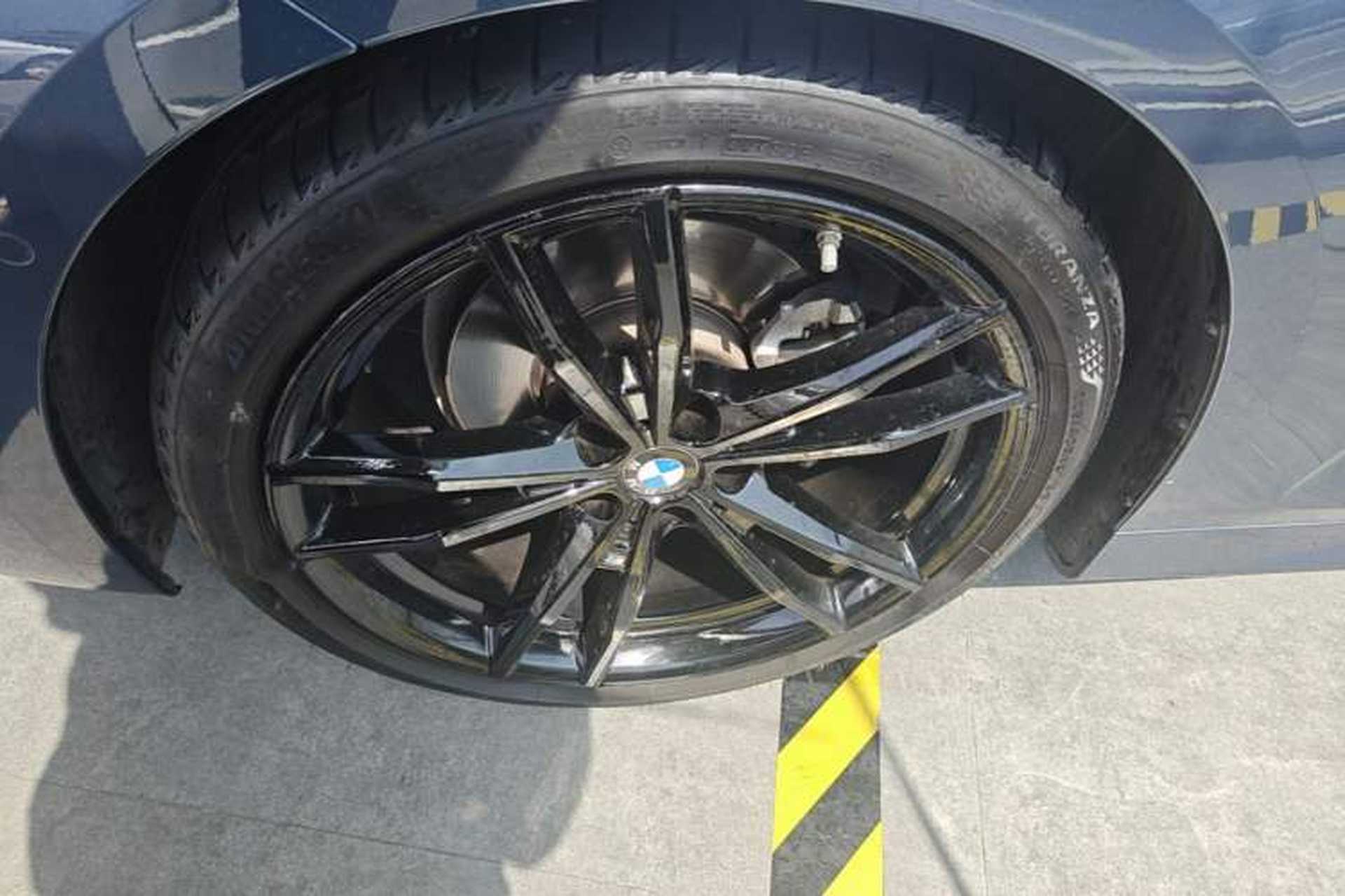 Used BMW 4 Series 2022 Revised 425i M Sport Night Edition Package Left Front Wheel Hub