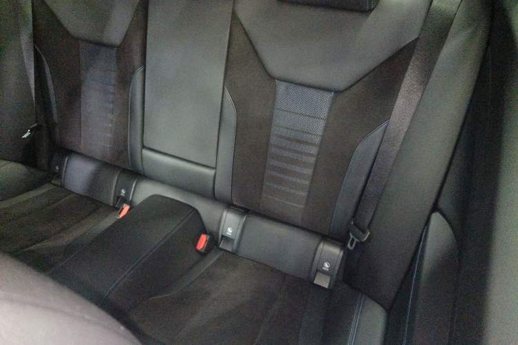 Used BMW 4 Series 2022 425i M Sport Night Edition Package Left Rear Seat