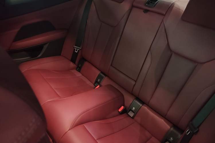 Used BMW 4 Series 2022 425i Fashion Model M Sport Night Edition Package Left Rear Seat