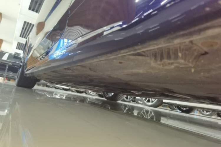 Used BMW 4 Series 2022 425i M Sport Night Edition Package Left Side Sill